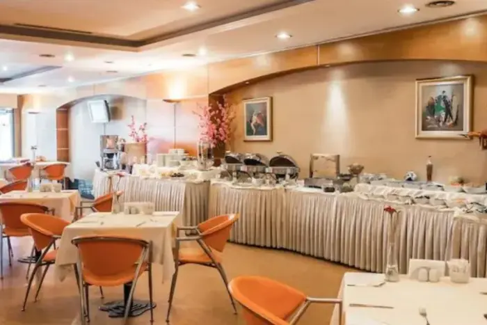 Otel 2000 Kavaklıdere restoran alanı